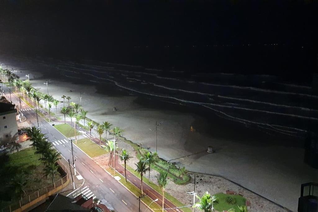 Apartamento Frente Para O Mar 6 Pessoas Com Estacionamento Praia Grande  Ngoại thất bức ảnh